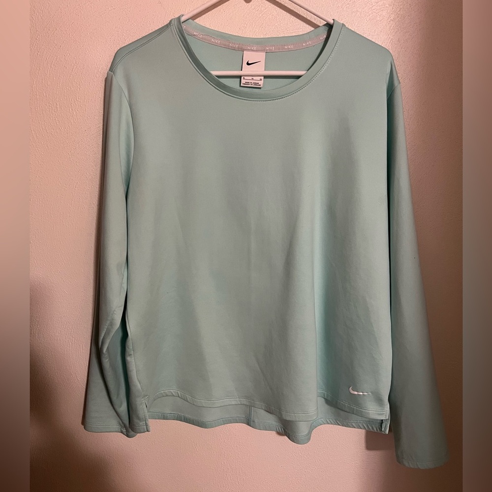 NIKE Classic Therma-Fit Athletic Athleisure Casual Long Sleeve T Shirt Wms Sz XL